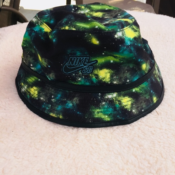 nike sb bucket hat